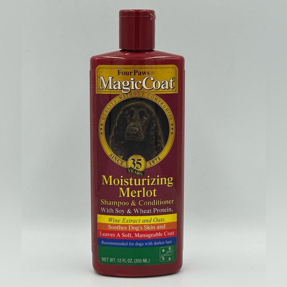 Four Paws Magic Coat Moisturizing Merlot Shampoo & Conditioner for Dogs 12 FL OZ
